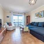 The Canadians Escape ~ Relaxing Portugal * Portimão