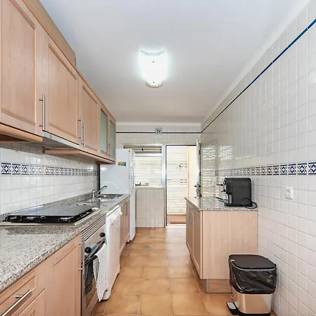 The Canadians Escape ~ Relaxing Portugal アパート ポルティマン