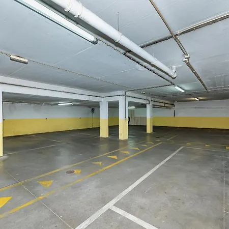 The Canadians Escape ~ Relaxing Portugal