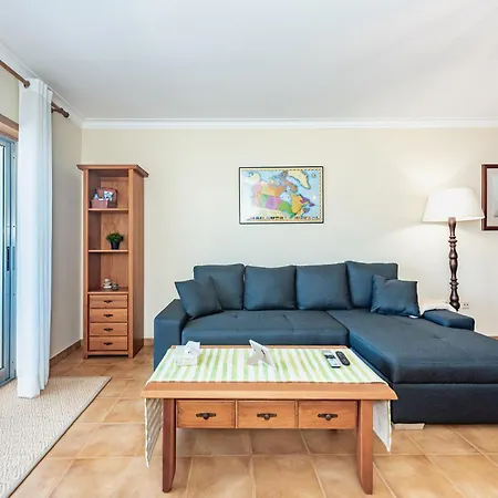 The Canadians Escape ~ Relaxing Portugal