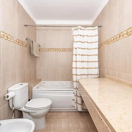 The Canadians Escape ~ Relaxing Portugal アパート ポルティマン