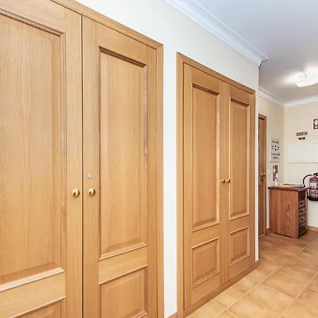 The Canadians Escape ~ Relaxing Portugal ポルティマン