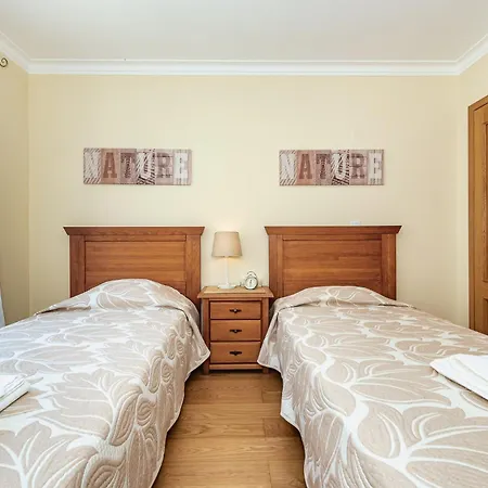 The Canadians Escape ~ Relaxing Portugal Apartment